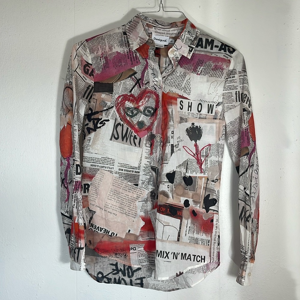 NWOT Desigual X Small LONG SLEEVE NEWSPAPER SHIRT